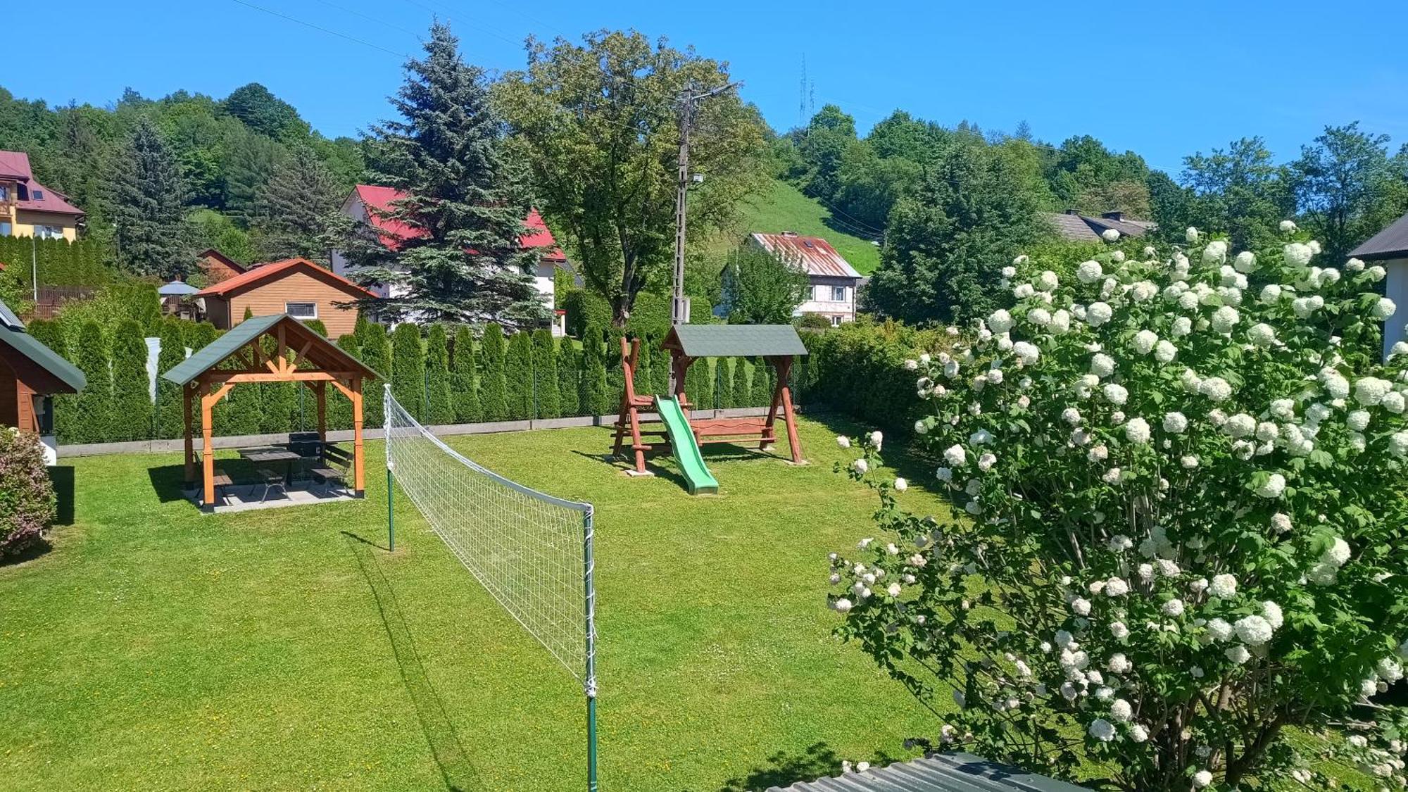 Domki Letniskowe U Karola Solina  Buitenkant foto